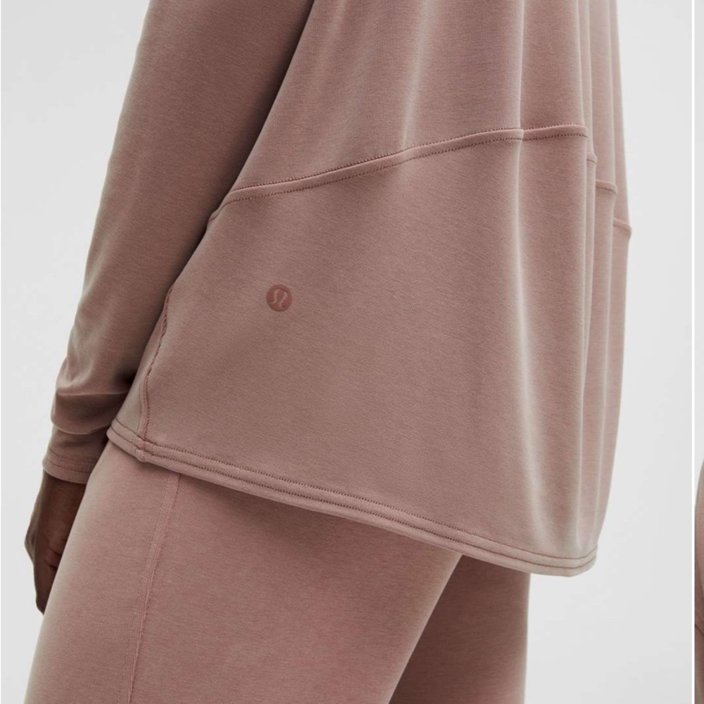 NWT lululemon Drapey Softstreme off-the-shoulder long sleeve top- size M - Picture 7 of 7